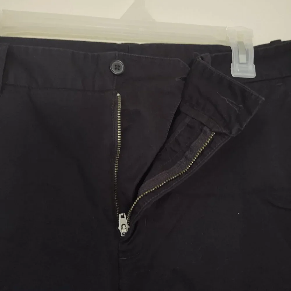 GAP WOMEN'S SIZE 14 BLACK WIDE LEG CROPPED TROUSER PANT DOUBLE BUTTON KHAKI PANT - Picture 4 of 6